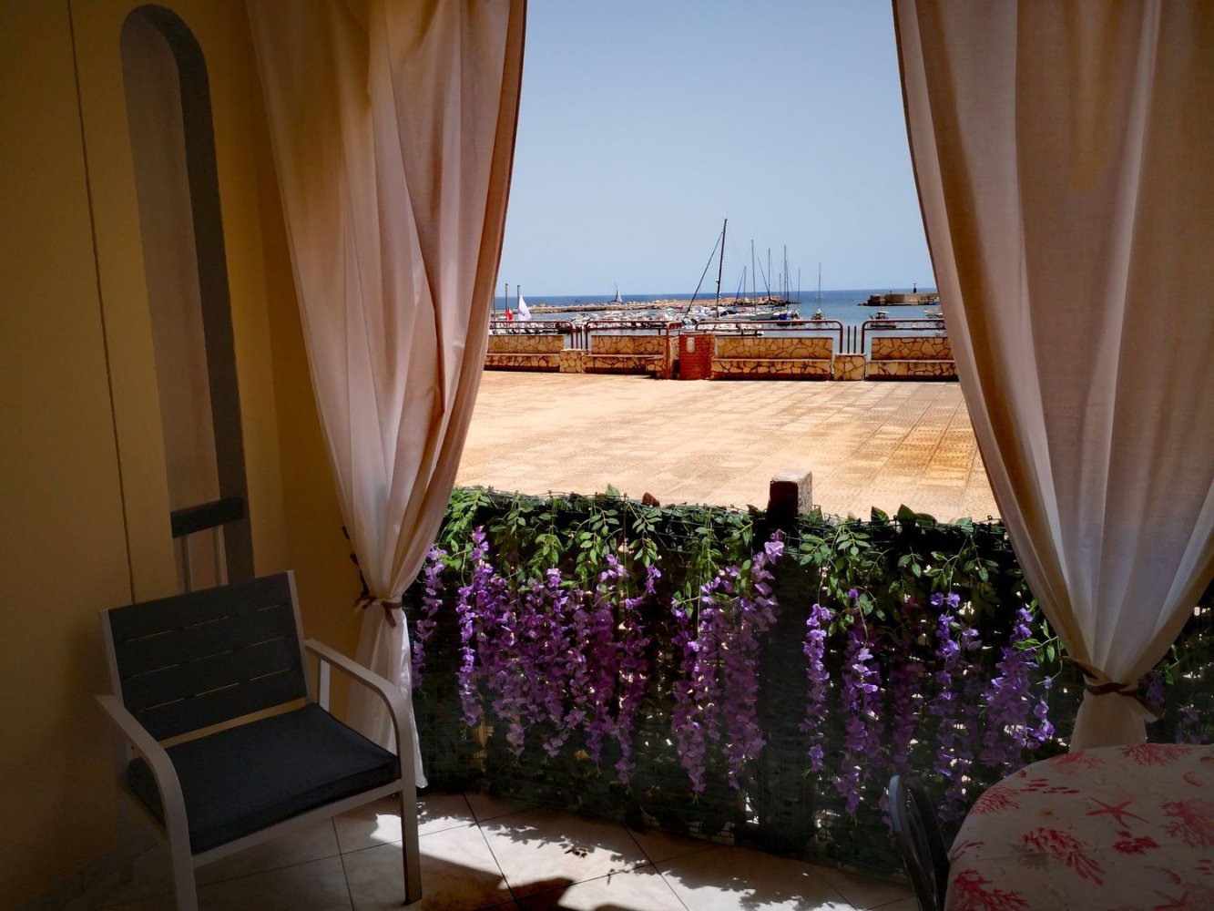 4 rooms Apartment in Pachino, Italy No. 256041