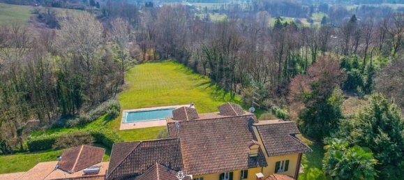 5 bedrooms Villa in Varese, Italy No. 68058 8