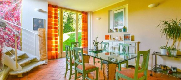 5 bedrooms Villa in Varese, Italy No. 68058 19