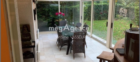 4 bedrooms House in Saint-Leonard, France No. 222275 5