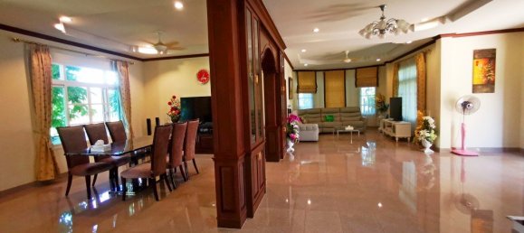 5 bedrooms Cafe / restaurant in Bang Lamung, Thailand No. 277 11