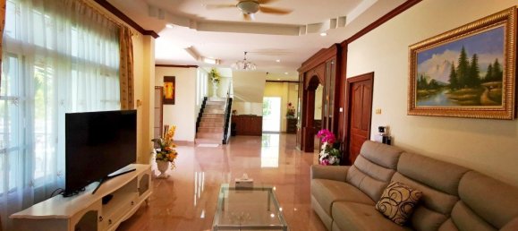 5 bedrooms Cafe / restaurant in Bang Lamung, Thailand No. 277 10