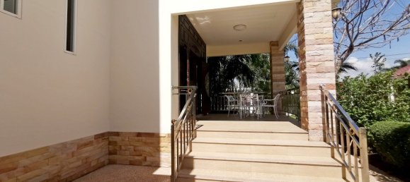 5 bedrooms Cafe / restaurant in Bang Lamung, Thailand No. 277 3