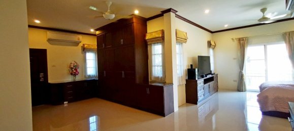 5 bedrooms Cafe / restaurant in Bang Lamung, Thailand No. 277 25