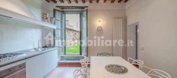2 bedrooms Apartment in Cortona, Italy No. 128055 9