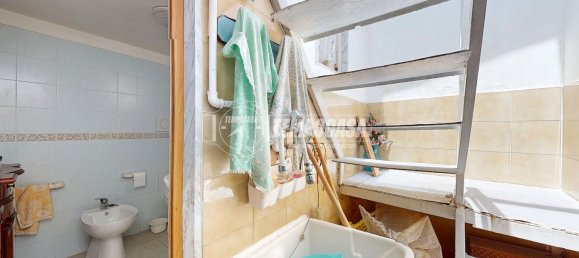 Дом с 2 комнатами в Рутильяно, Италия № 301885 15