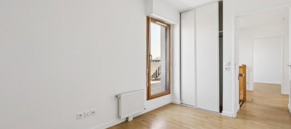 4 bedrooms Duplex in Issy-les-Moulineaux, France No. 328885 18