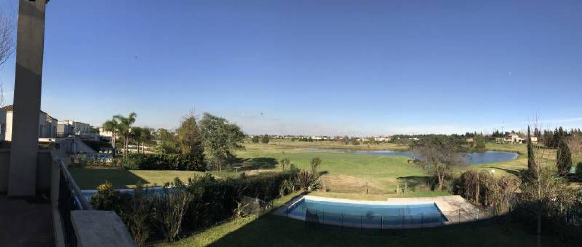 3 bedrooms House in Tigre, Argentina No. 95916