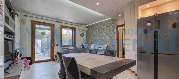 5 rooms Apartment in Casier, Italy No. 263899 4