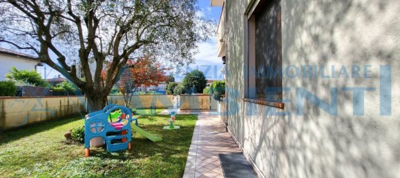 5 rooms Apartment in Casier, Italy No. 263899 39