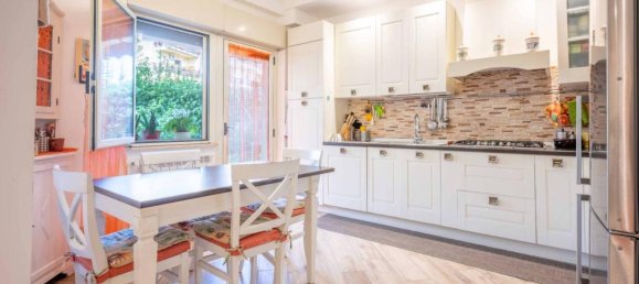 4-Zimmer Wohnung in Velletri, Italy, Nr. 26522 13