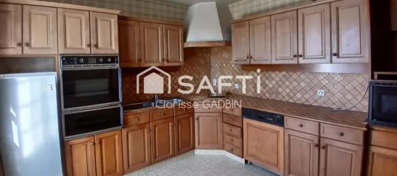 5 Schlafzimmer Haus in Chateau-Gontier, France, Nr. 346906 4