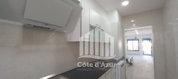 3 Schlafzimmer Doppelhaus in Costa da Caparica, Portugal, Nr. 30468 11