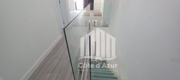 3 Schlafzimmer Doppelhaus in Costa da Caparica, Portugal, Nr. 30468 3