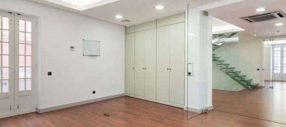 9 bedrooms Office in Lisbon, Portugal No. 91958 14