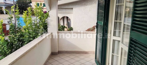 5 chambres Villa à Santa Marinella, Italy No. 264710 3