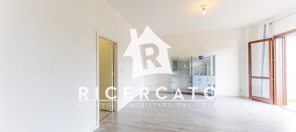 Apartamento de 2 dormitorios en Lecce, Italy No. 61941 3
