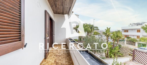 Apartamento de 2 dormitorios en Lecce, Italy No. 61941 10