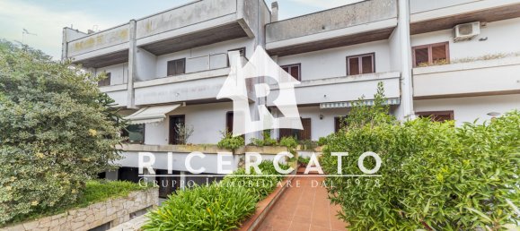 Apartamento de 2 dormitorios en Lecce, Italy No. 61941 24