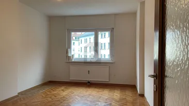 2غرفة شقة في Eggenberg, Austria رقم 258221