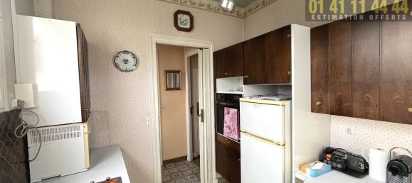 2 bedrooms House in Colombes, France No. 169546 4