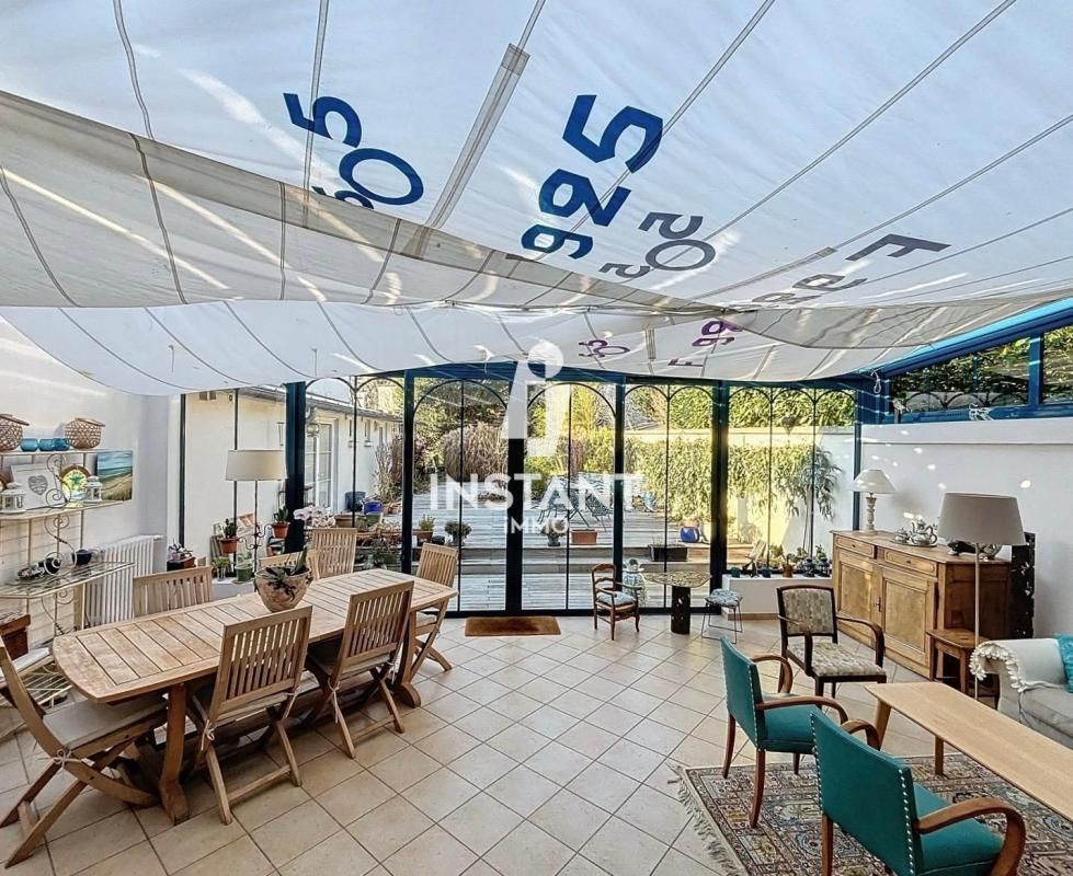 5 bedrooms House in Neuilly-Plaisance, France No. 161872