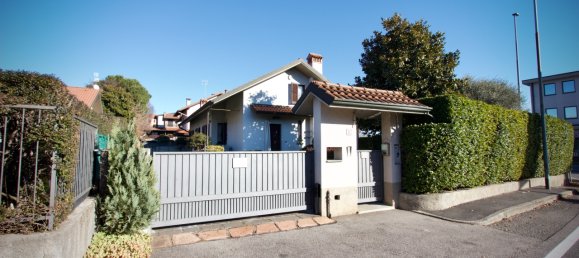 7غرفة فيلا في Bernareggio, Italy رقم 143164 40