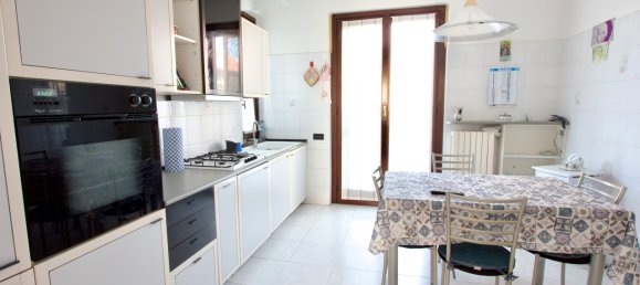 7غرفة فيلا في Bernareggio, Italy رقم 143164 7