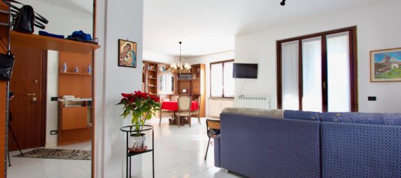 7غرفة فيلا في Bernareggio, Italy رقم 143164 3