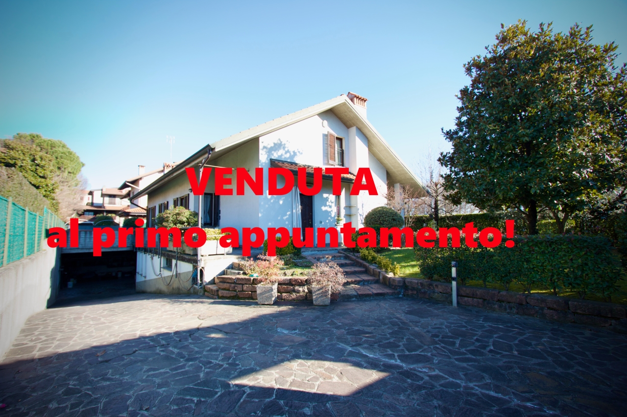 7غرفة فيلا في Bernareggio, Italy رقم 143164