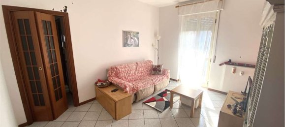 Apartamento de 2 habitaciónes en Olgiate Comasco, Italy No. 118601 4