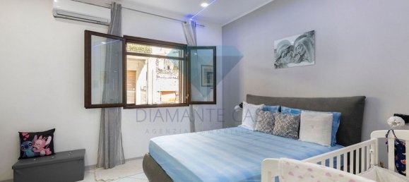 Квартира с 2 спальнями в Гравина ди Катанья, Италия № 337454 5