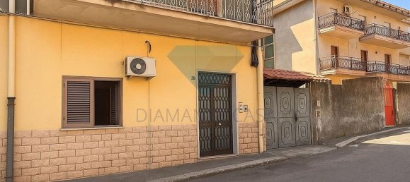 Квартира с 2 спальнями в Гравина ди Катанья, Италия № 337454 12