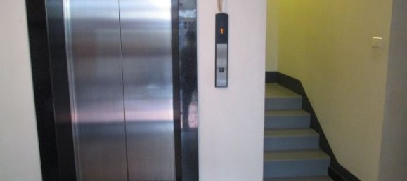 2 Schlafzimmer Wohnung in Hoan Kiem, Vietnam, Nr. 4956 2