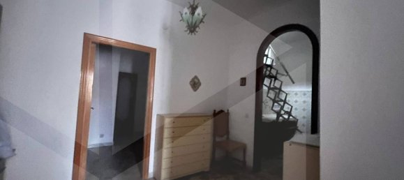 4-Zimmer Wohnung in Ischitella, Italy, Nr. 23094 9