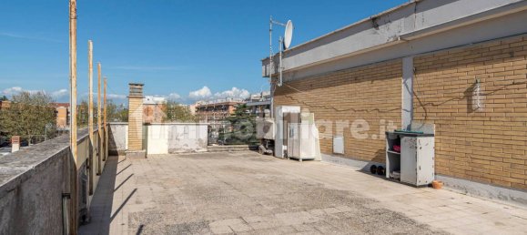 Ático de 1 dormitorio en Ciampino, Italy No. 17860 22