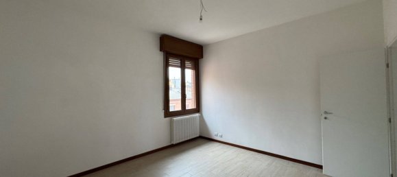 4 rooms Apartment in Sassuolo, Italy No. 29394 12