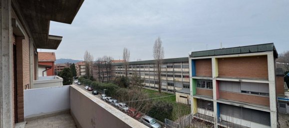 4 rooms Apartment in Sassuolo, Italy No. 29394 5