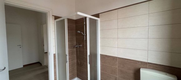 4 rooms Apartment in Sassuolo, Italy No. 29394 23