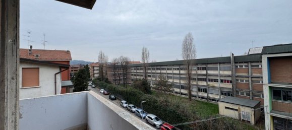 4 rooms Apartment in Sassuolo, Italy No. 29394 32