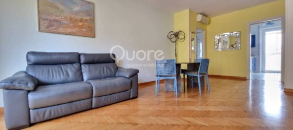 Apartamento de 2 dormitorios en Udine, Italy No. 176242 2