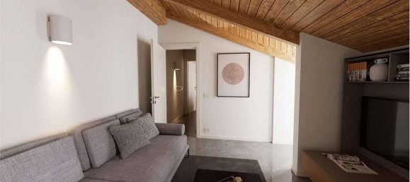 3 rooms Apartment in Turin, Italy No. 40211 13