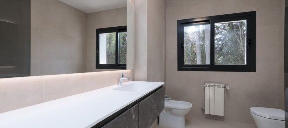 4 bedrooms House in Marbella, Spain No. 136174 13