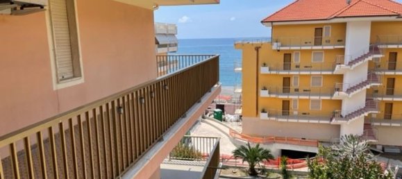 Ático de 2 habitaciónes en Ventimiglia, Italy No. 101525 8