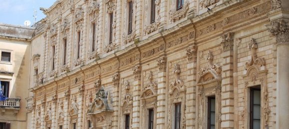 5 rooms Apartment in Lecce, Italy No. 291240 10