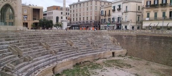 5 rooms Apartment in Lecce, Italy No. 291240 5