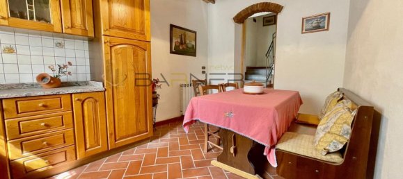 Casa de 9 habitaciónes en Camaiore, Italy No. 299714 4