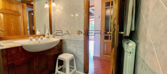 Casa de 9 habitaciónes en Camaiore, Italy No. 299714 28