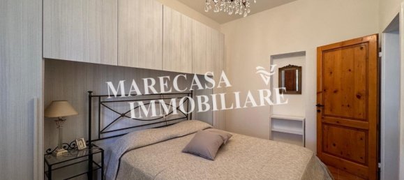 2 bedrooms Apartment in Forte dei Marmi, Italy No. 159489 4