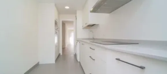 3 bedrooms Apartment in Majadahonda, Spain No. 153792 3